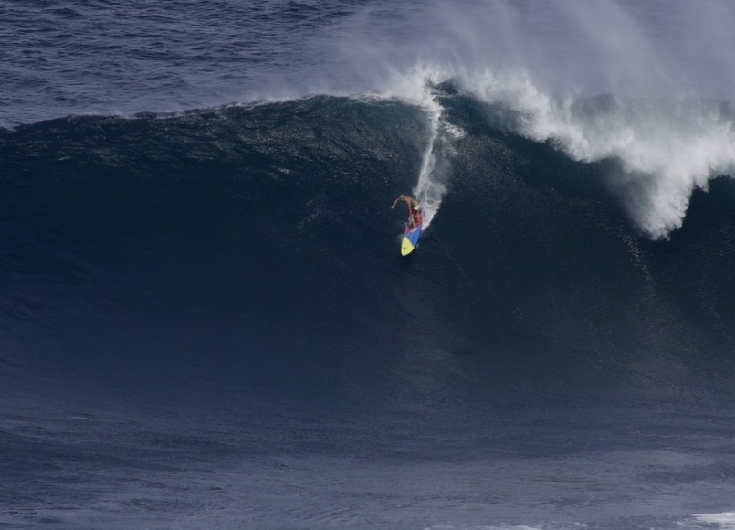 Jeff_Rowley_Jaws_Peahi_Maui_Paddle_In_Big_Wave_Surfing_Red_Bull_Jaws_1