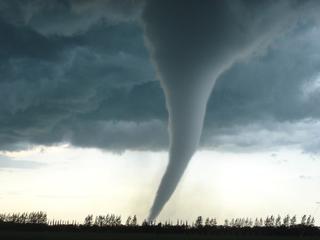 strongest-tornado-in-canada